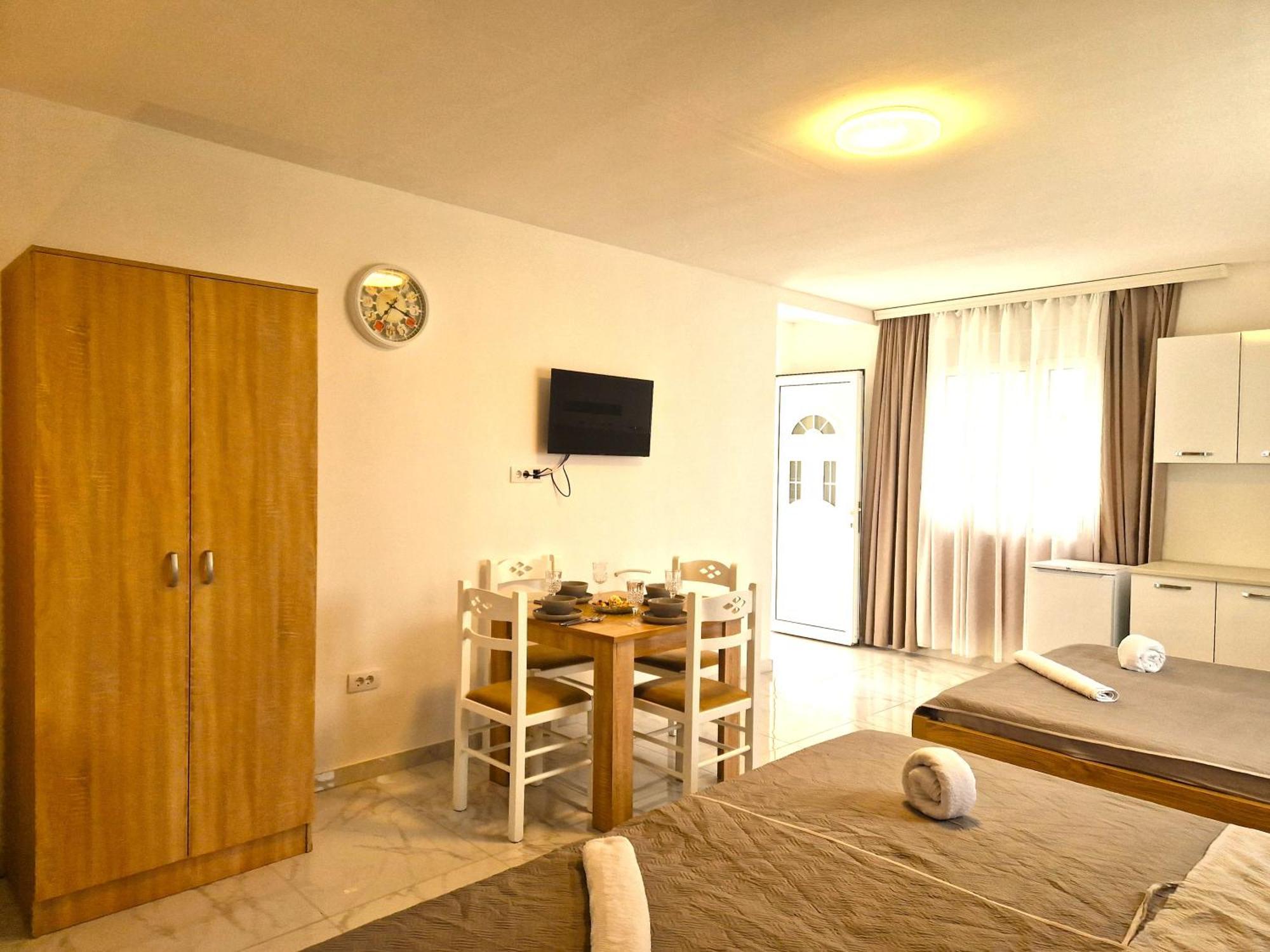 Ivana Apartments Улцин Екстериор снимка