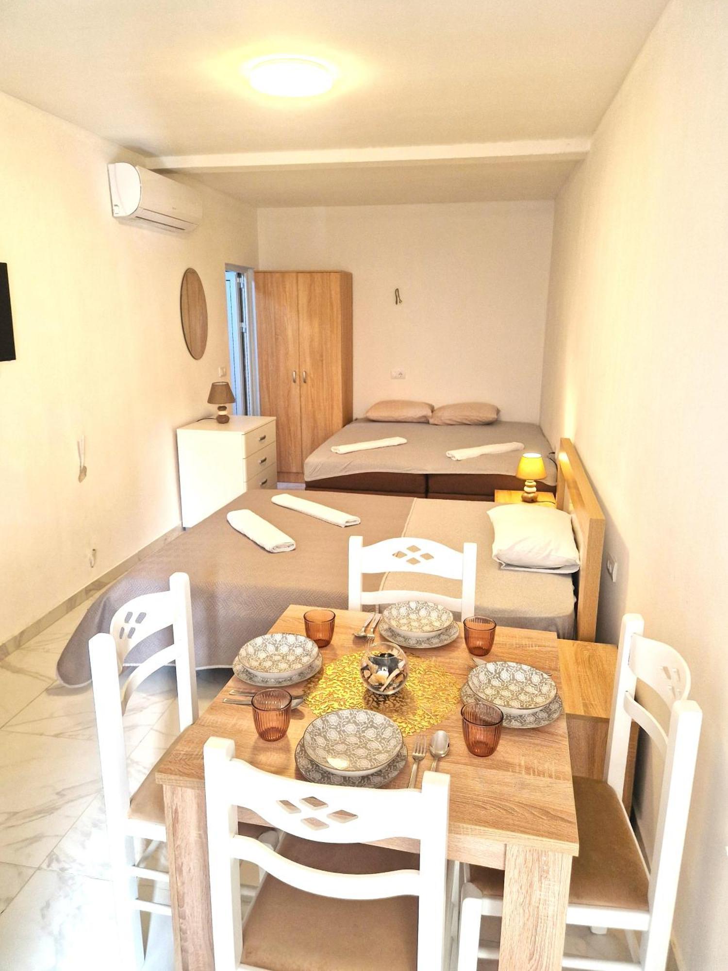 Ivana Apartments Улцин Екстериор снимка