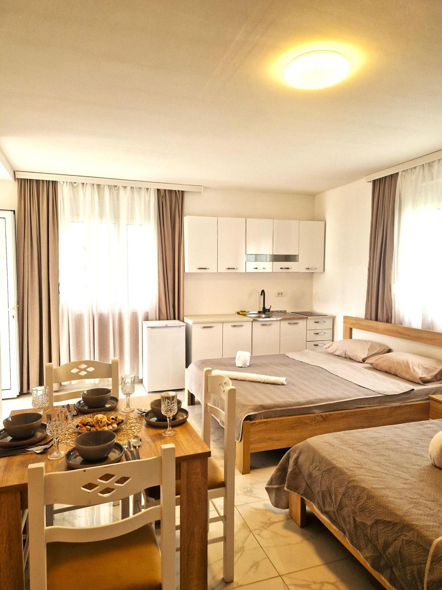 Ivana Apartments Улцин Екстериор снимка