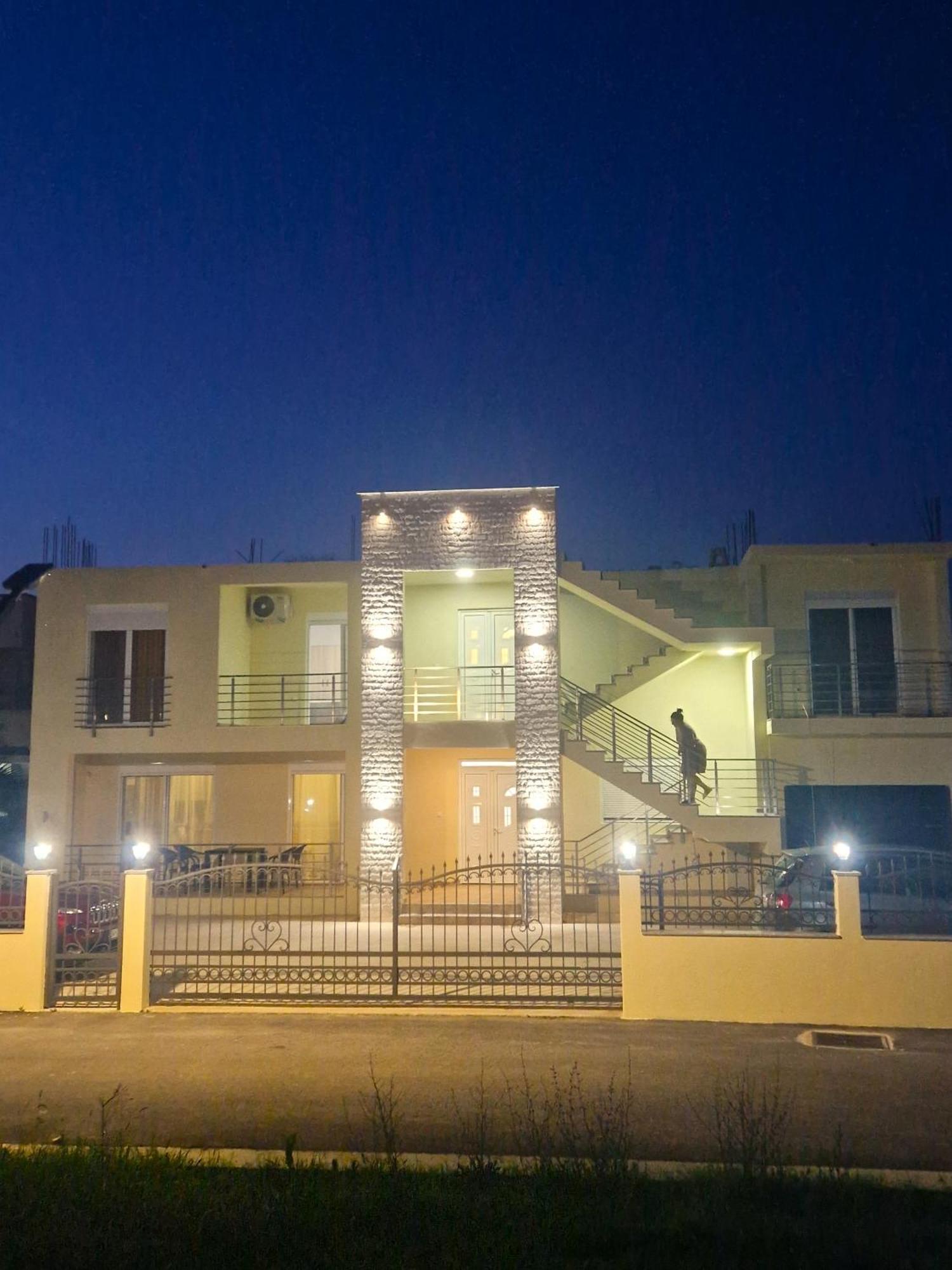 Ivana Apartments Улцин Екстериор снимка