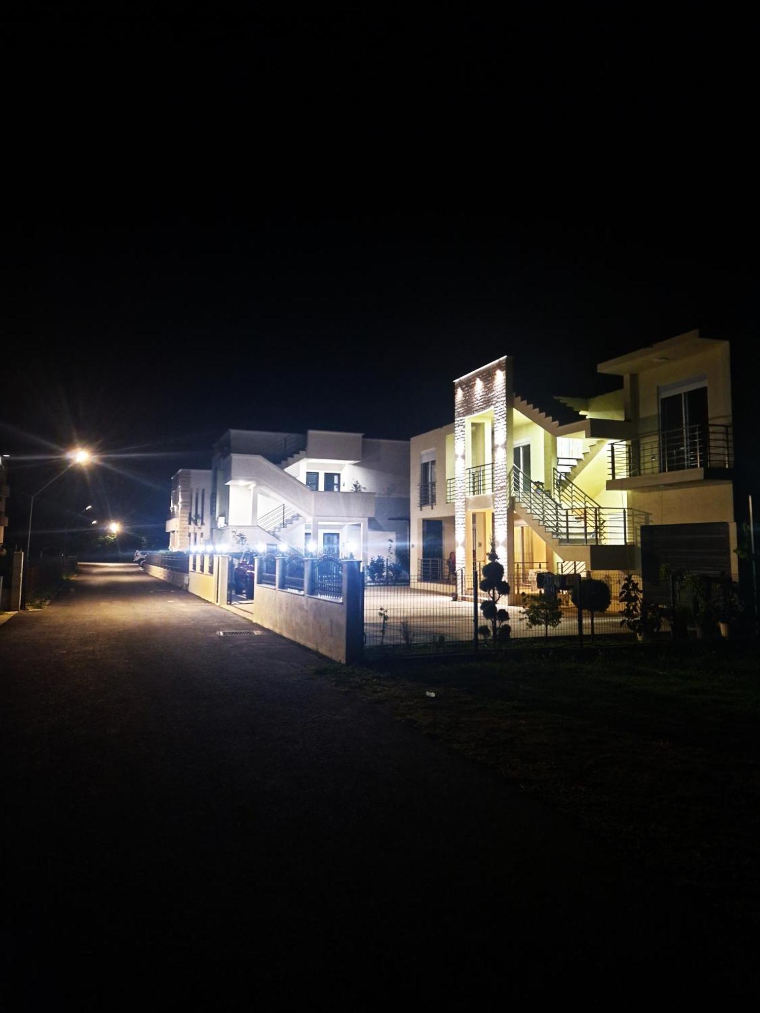 Ivana Apartments Улцин Екстериор снимка